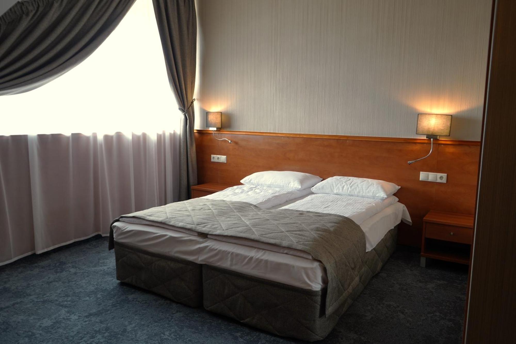 Hotel Porto Plunge Luaran gambar