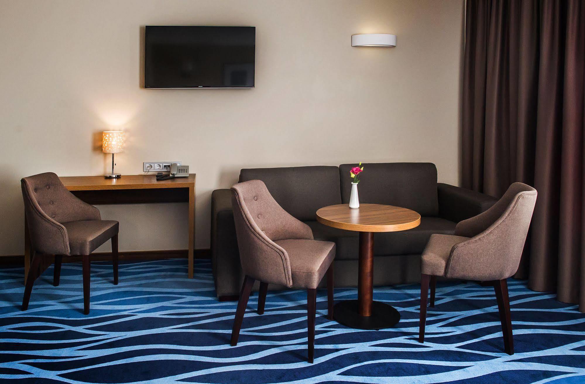 Hotel Porto Plunge Luaran gambar