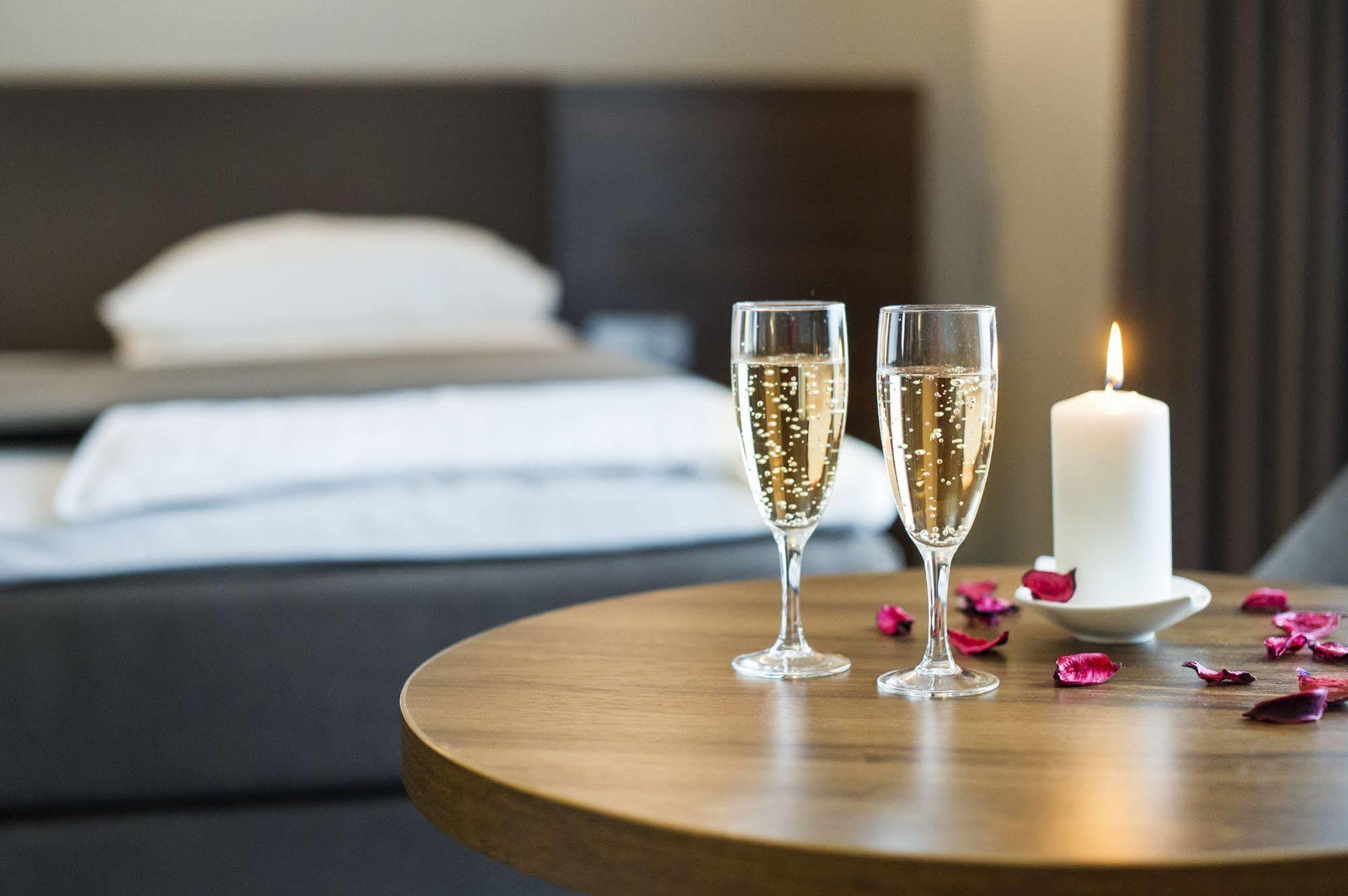 Hotel Porto Plunge Luaran gambar